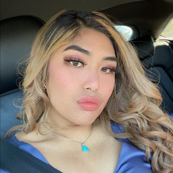 Meet your Posher, Julienne - Picture 1 of 1